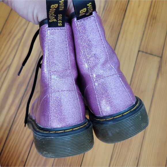 DR MARTENS JUNIOR 1460 GLITTER LACE UP BOOTS - Picture 8 of 10